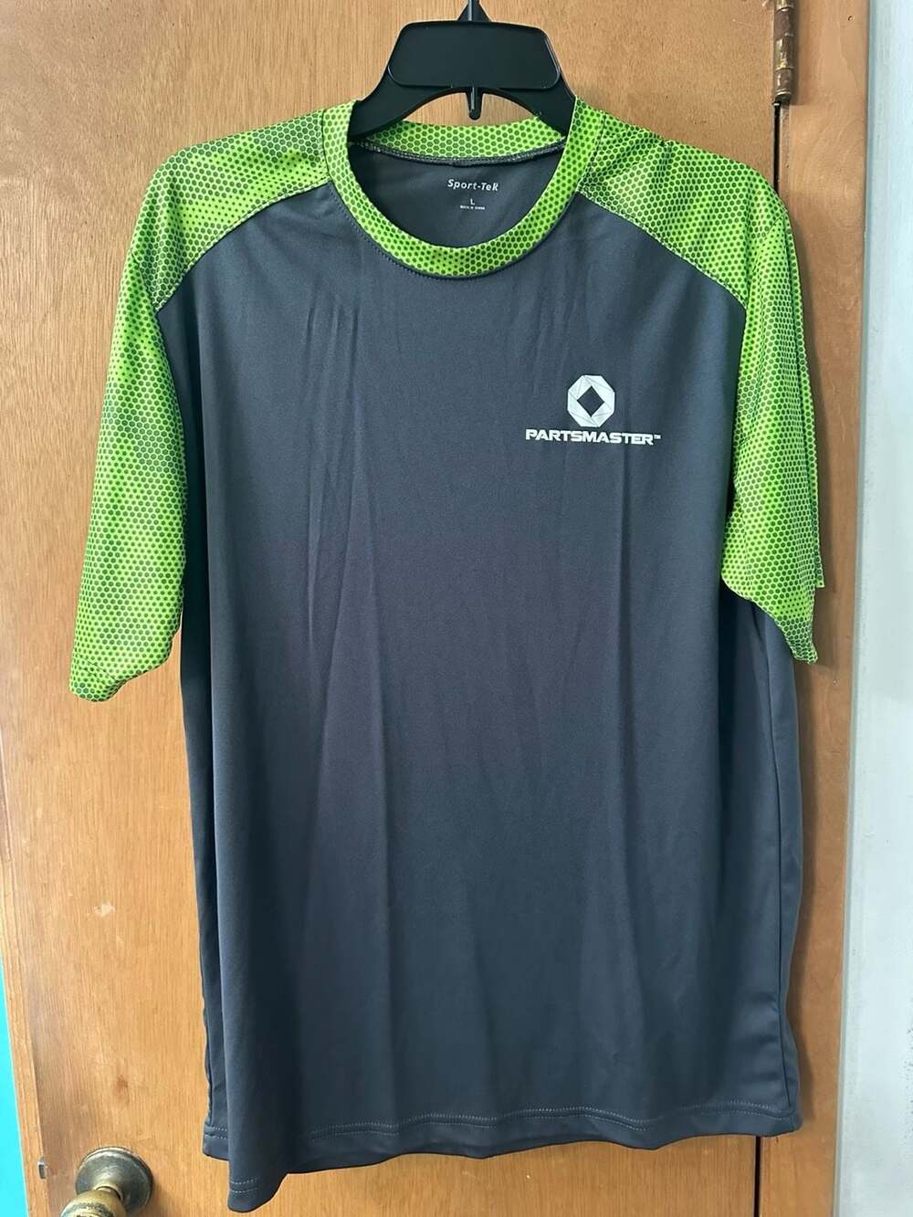 Sport-Tek Partsmaster Logo Hex Pattern Athletic Shirt Size L